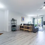 Renovado, Tu Escapada De Vacaciones Ideal Fuengirola
