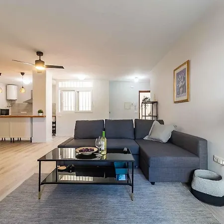 Renovado, Tu Escapada De Vacaciones Ideal フエンヒロラ